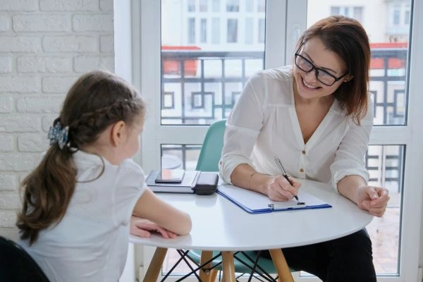child having a neuropsychological evaluation